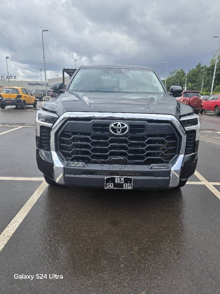 Toyota Tundra disponible chez Mboa Auto